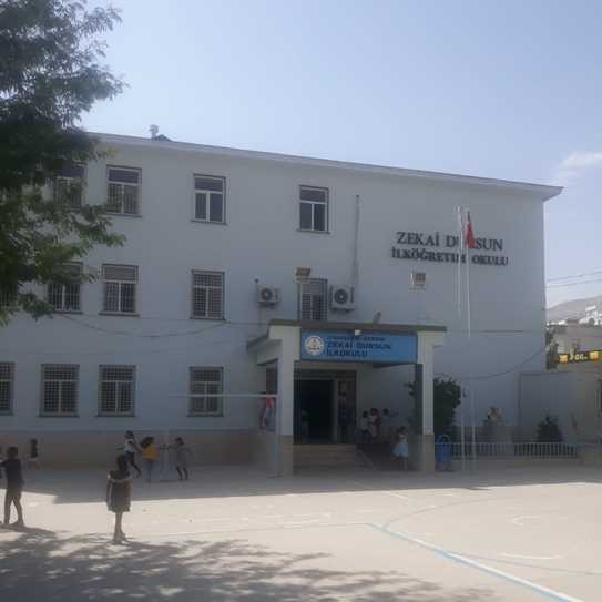 T.C. Milli Eğitim Bakanlığı Zekai Dursun İlköğretim Okulu 4
